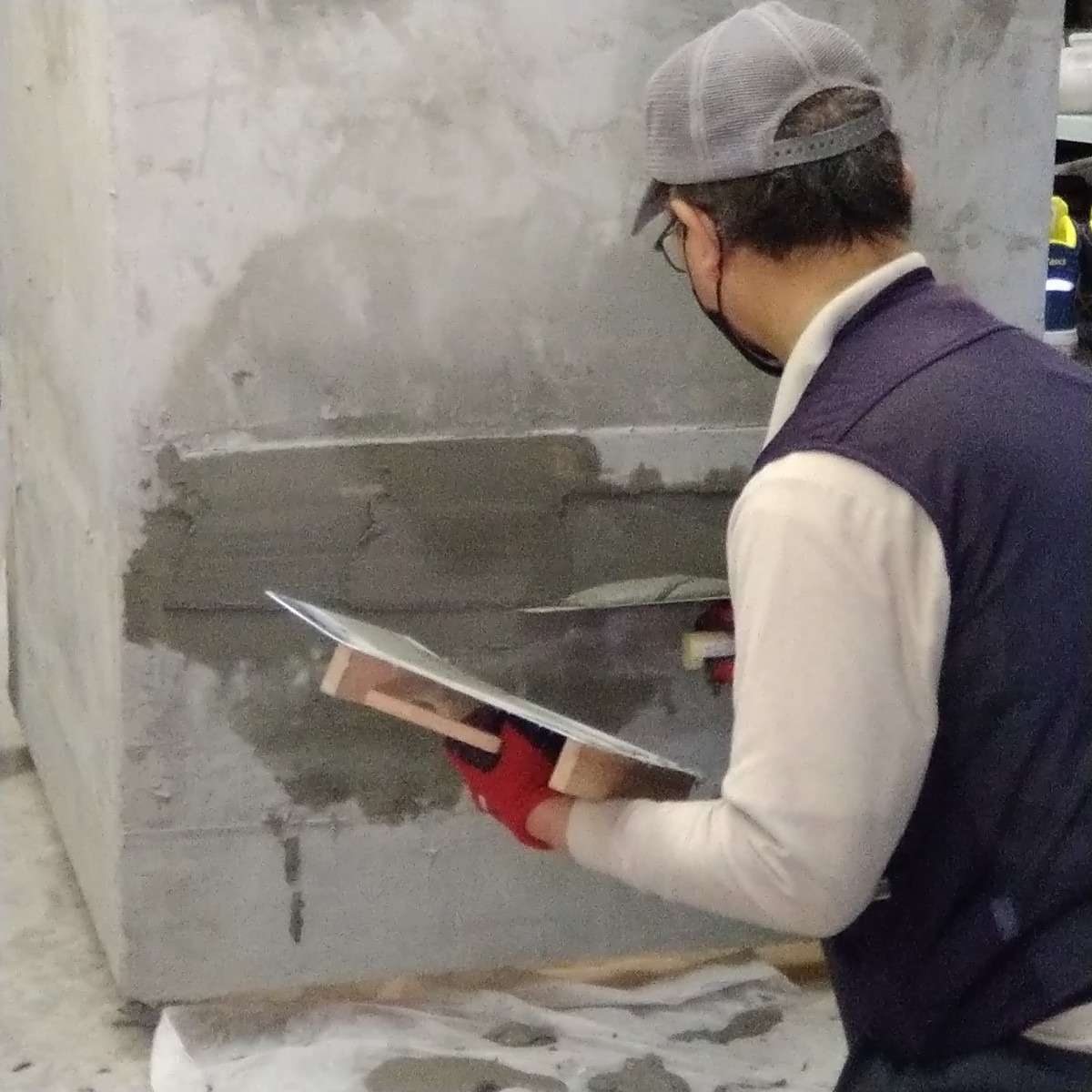 岐阜から全国へ、基礎巾木左官塗装工事ベースプロ代理店研修は本日も本部研修実施中です。