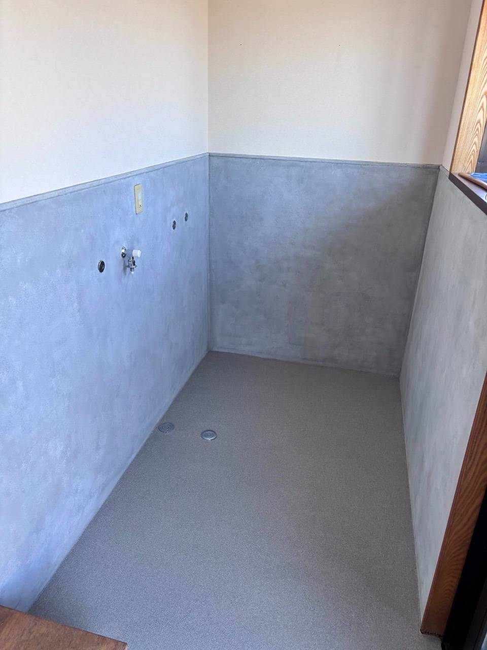 既存タイルを壊さない、新しいリフォームのかたち　こんなにイメージが変わります【FreelyArt】　Let's株式会社 岐阜県岐阜市