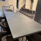 FreelyArt施工事例のご紹介｜合同会社KFG様によるテーブル・カウンター施工